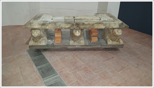 sepulcro restauracion 033
